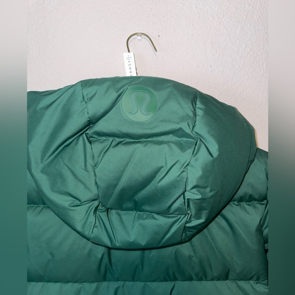 Lululemon goose down puffer jacket - Picture 4 of 11